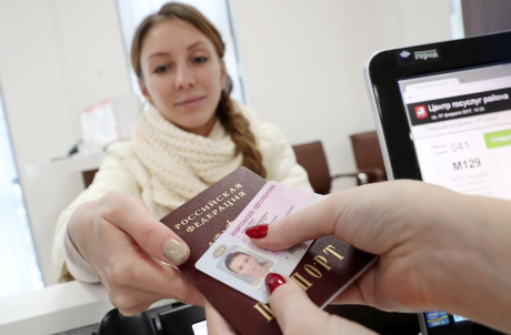 QR-код вместо водительского удостоверения: в России проведут офицальный эксперимент